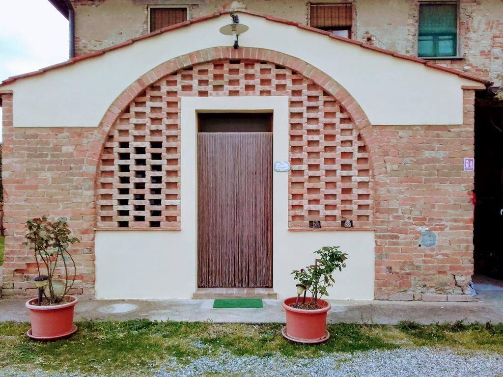 Agriturismo Il Torrione เชร์ตาลโด ภายนอก รูปภาพ