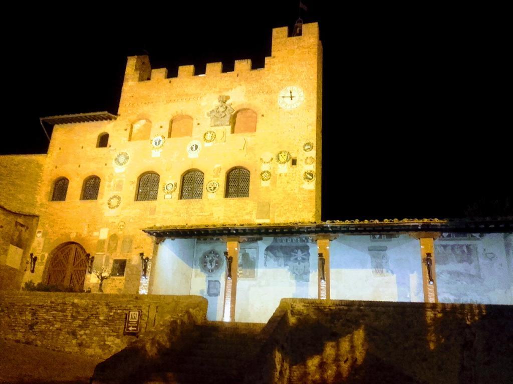 Agriturismo Il Torrione เชร์ตาลโด ภายนอก รูปภาพ