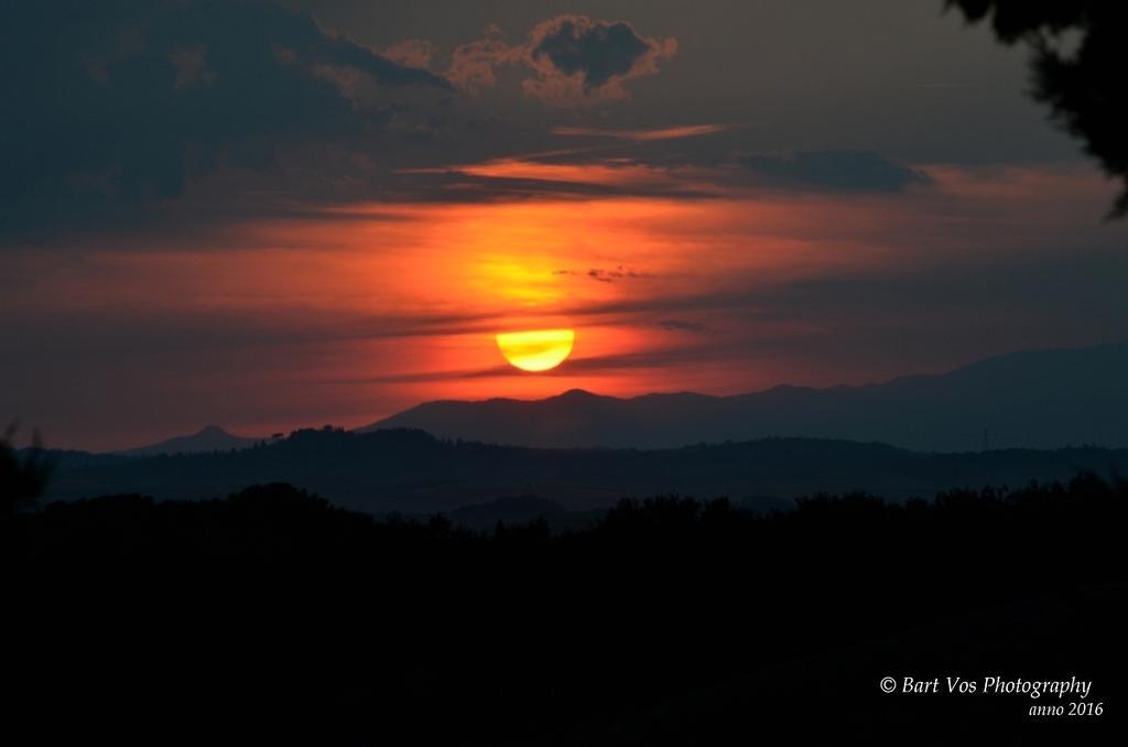 Agriturismo Il Torrione Villa เชร์ตาลโด ภายนอก รูปภาพ