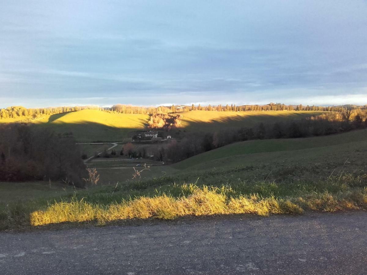 Agriturismo Il Torrione เชร์ตาลโด ภายนอก รูปภาพ