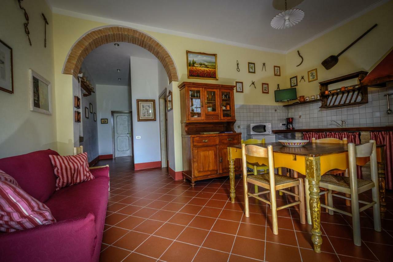 Agriturismo Il Torrione Villa เชร์ตาลโด ภายนอก รูปภาพ